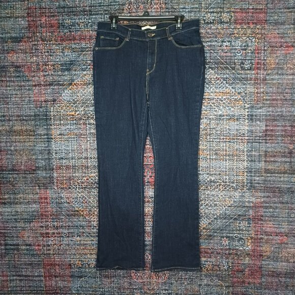 Levis womens indigo distressed Classic boot stretch jeans 32x32 EUC - Picture 1 of 9